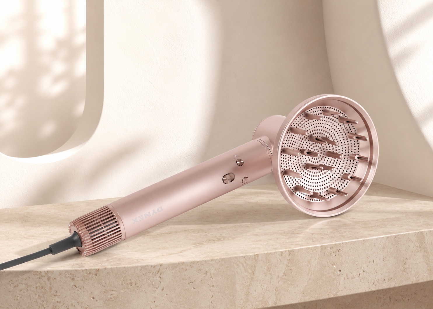 Укладка волос с круглой щёткой DYNEX HairPro